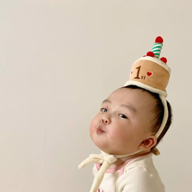 「現貨」 祝我1歲生日快樂 !!