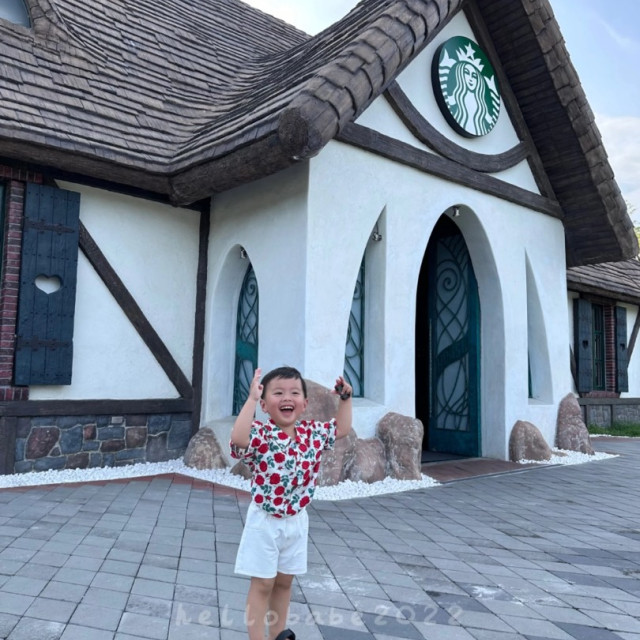 ꒰親子꒱ 正港男子漢獻上玫瑰花