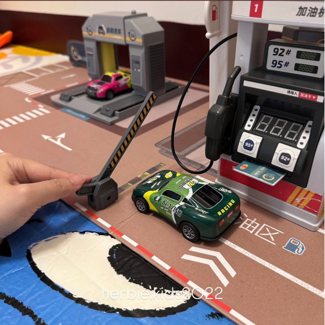 【禮盒】24H聲光加油站&仿真洗車場