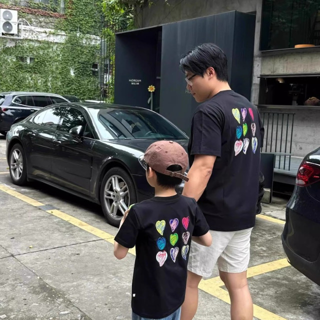 ꒰親子꒱夏日簡約彩色愛心TEE