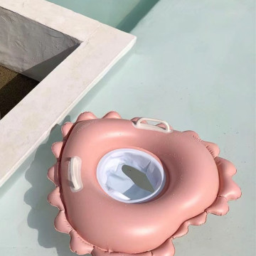 海邊拍照限定 ♡ʾʾ愛心泳圈